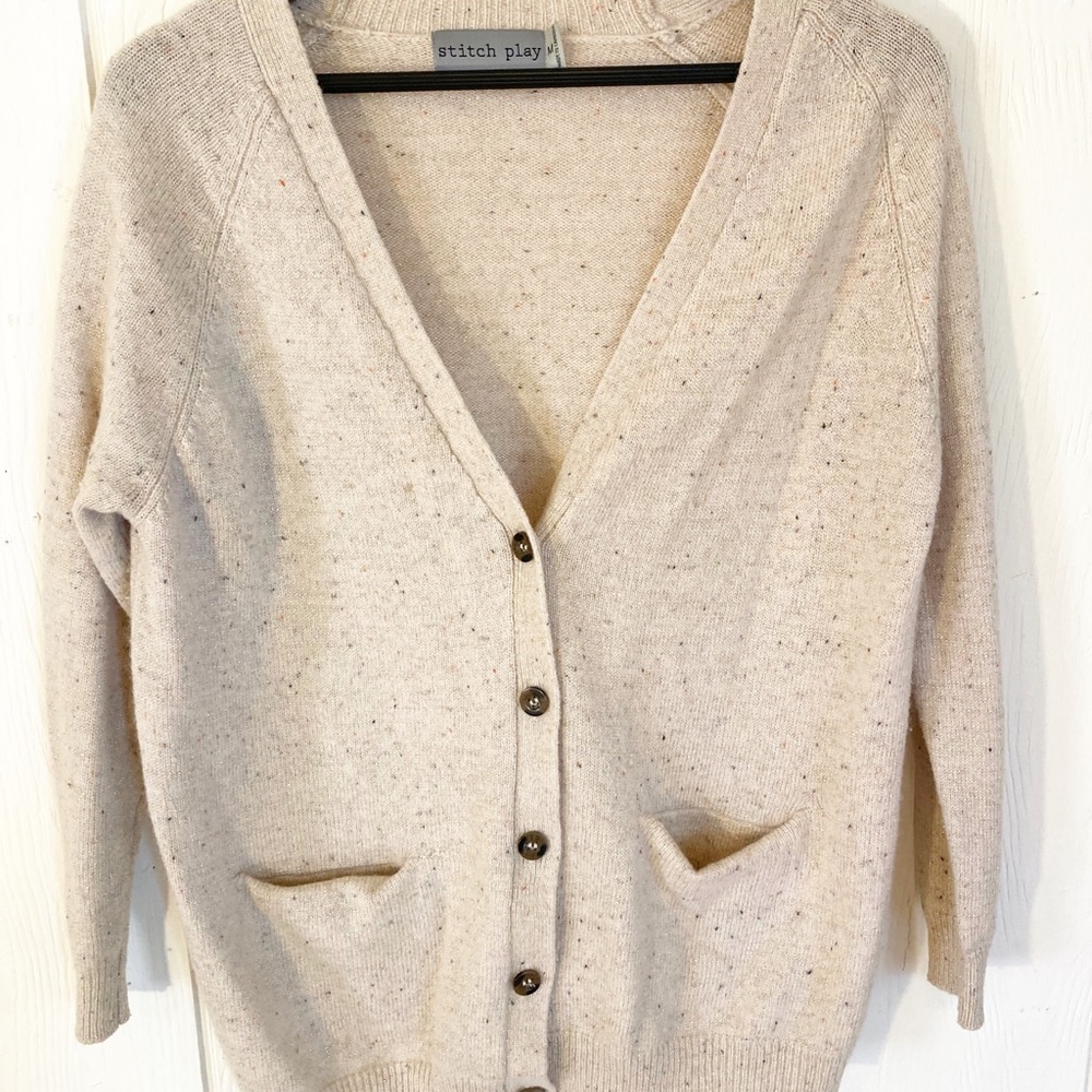 Stitch and play tunic style sweater with front pockets
